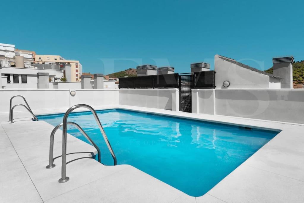 Relaxing Apartment With Parking In The Center By Rems Malaga Exterior photo